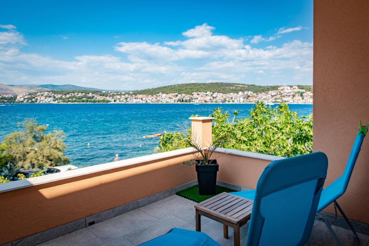 Beach Holiday Home With Private Jacuzzi & Parking 特罗吉尔 外观 照片
